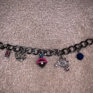 Juicy Couture England Bracelet
